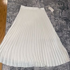 White Pleated Skirt